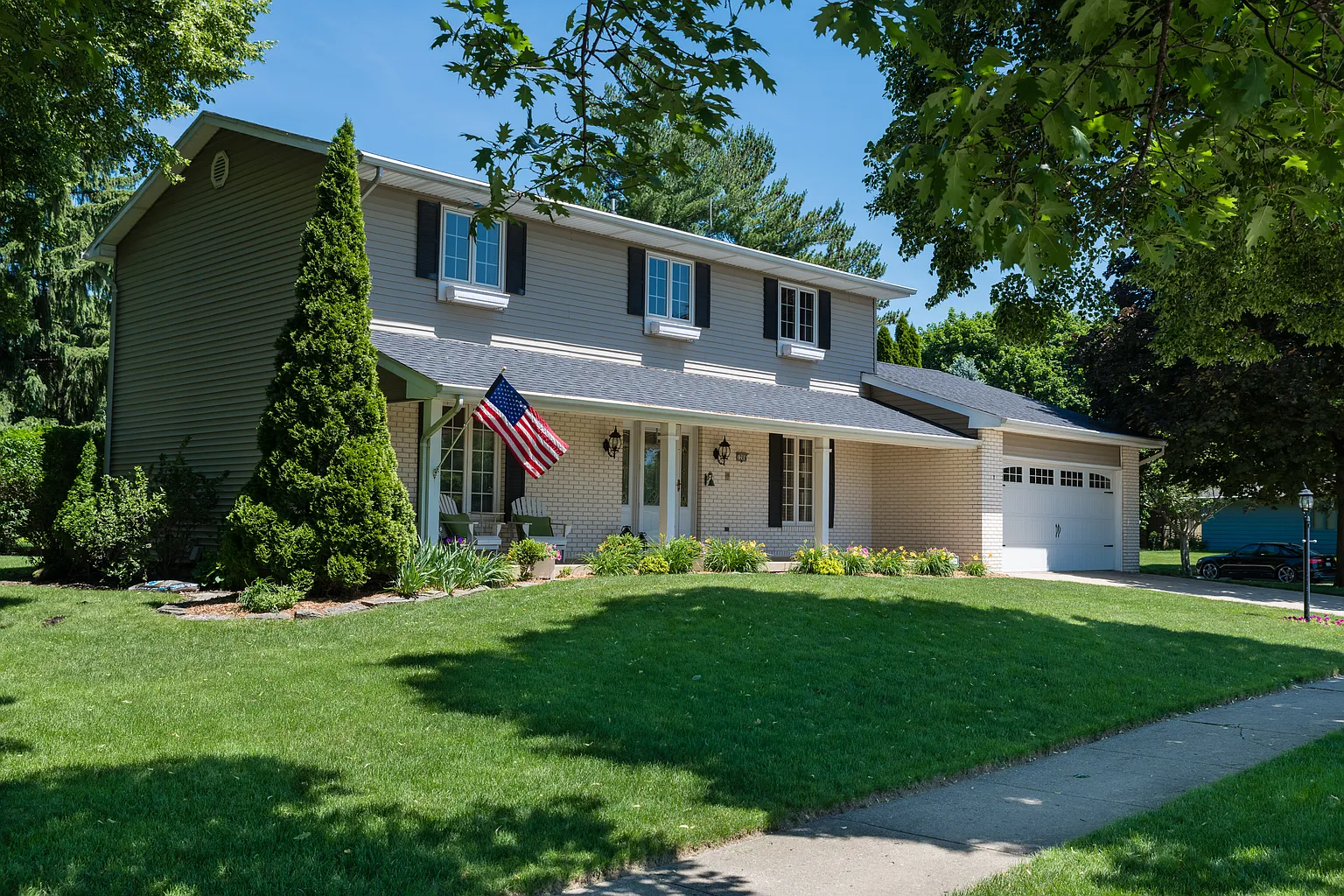 1206 Harrington Dr photo 1