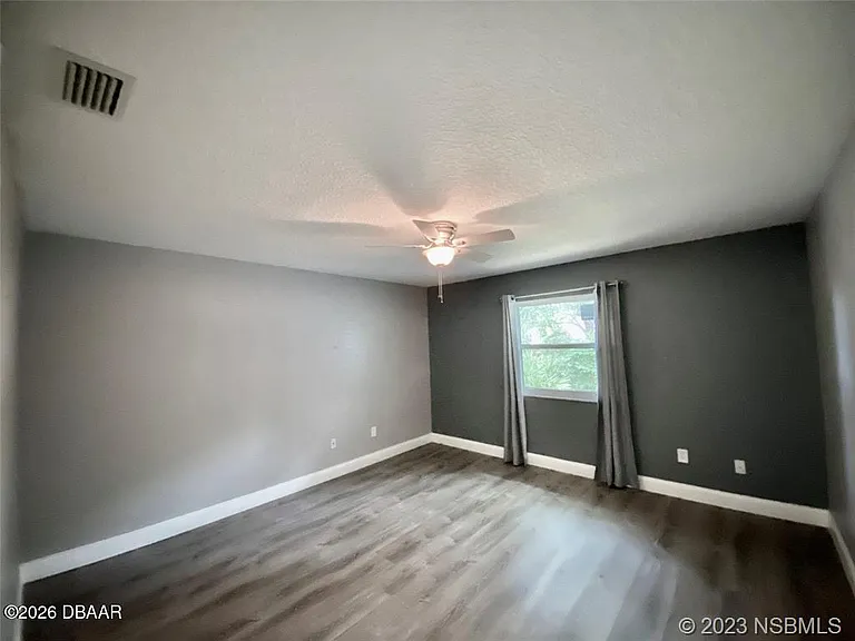 1031 Club House Blvd — Photo 29