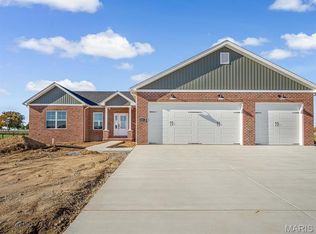 480 Hayden Dr, Waterloo, IL 62298