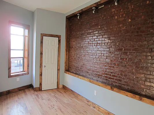 Rented by Midbrook Realty, LLC | media 33