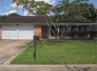 10835 Sagetrail Dr, Houston, TX 77089