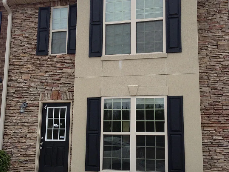 7204 Grosbeak St — Photo 1