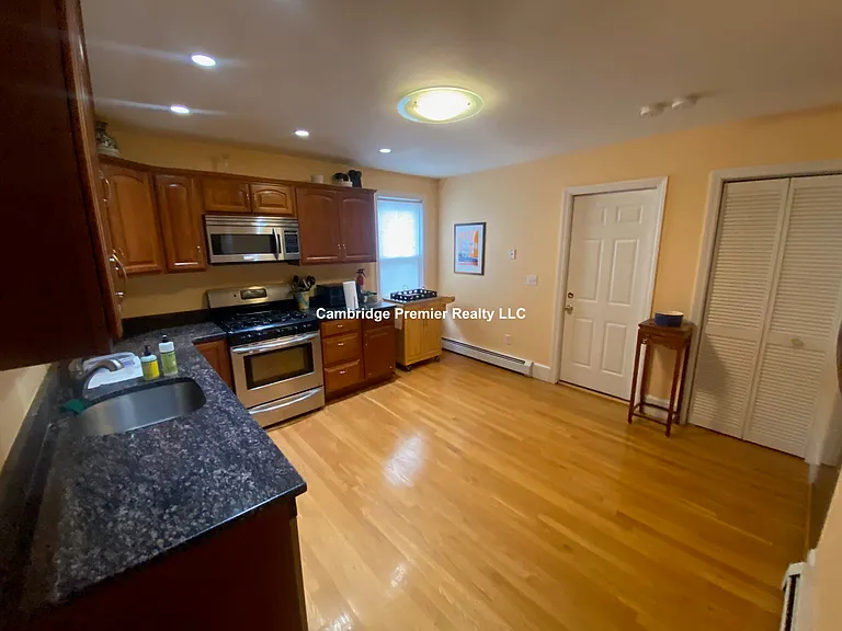 24 Madison Ave #3 — Photo 12