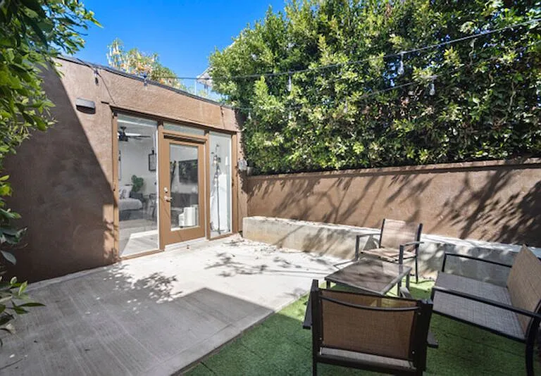 4036 Randolph St — Photo 18