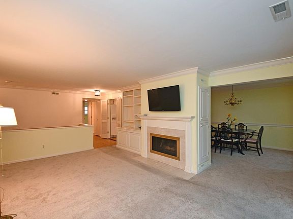 4th image of 3417 Traskwood Cir APT B