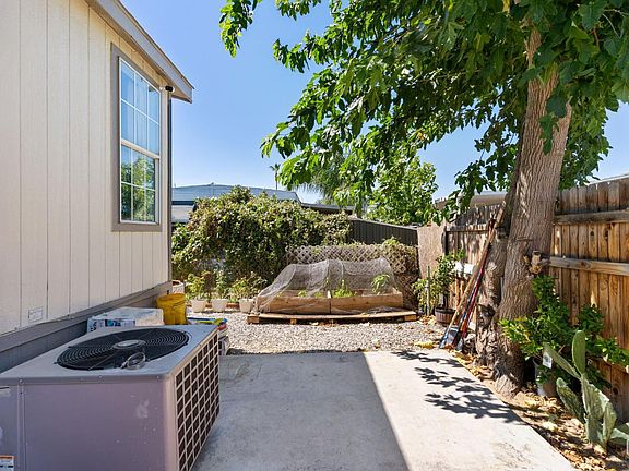 5th image of 6601 Eucalyptus Dr Space 12
