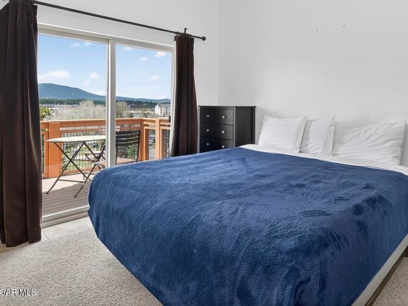 5th image of 101 Waterside Court #305
