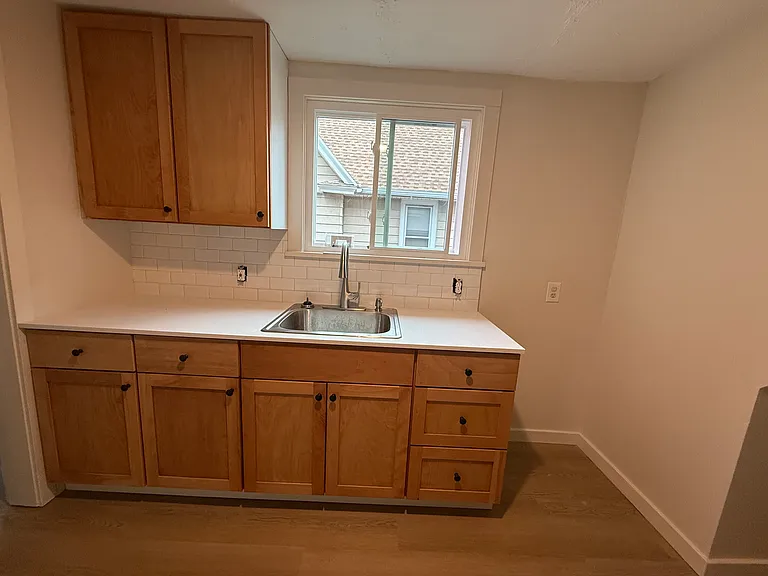 432 Hayward Ave #UP — Photo 4