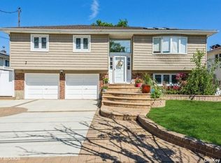 3417 Westminster Rd, Oceanside, NY 11572