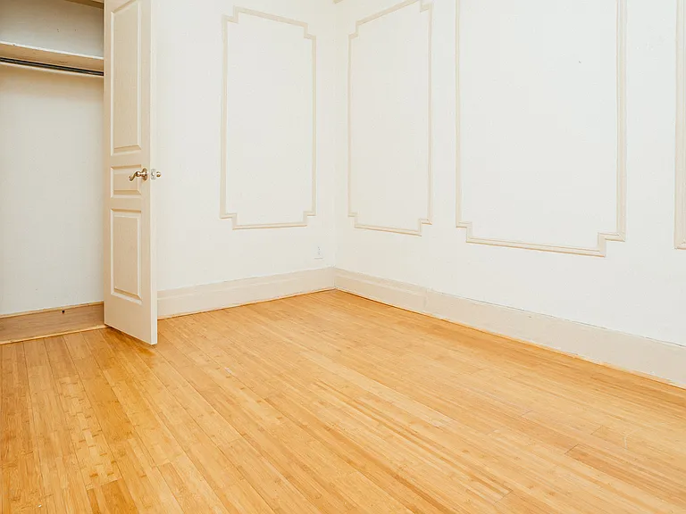 378 Saint Johns Pl #3L — Photo 8