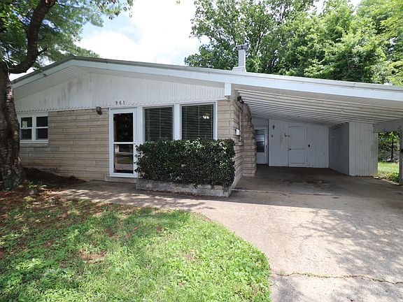 3rd image of 961 Maywick Dr
