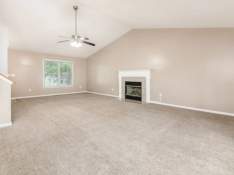 8607 Clover Glade Dr — Photo 8