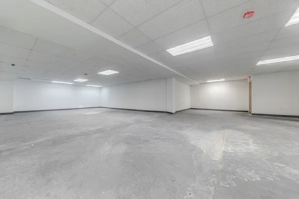 Sold by Lin Pan Realty Group LLC | media 10