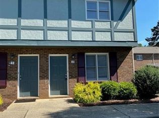 2501 17th Ave NE, Hickory, NC 28601