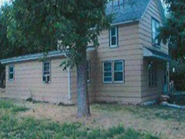 623 S Edmunds St, Mitchell, SD 57301