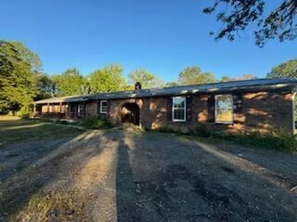 25 Fairview Rd, Oakman, AL 35579