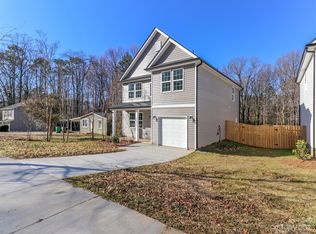 436 Dawn Cir, Charlotte, NC 28213