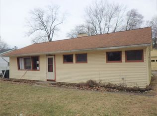 211 N Ridge Rd, Muncie, IN 47304