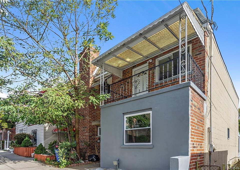 1st image of 3846 Amundson Ave