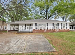 1564 S Perkins Rd, Memphis, TN 38117