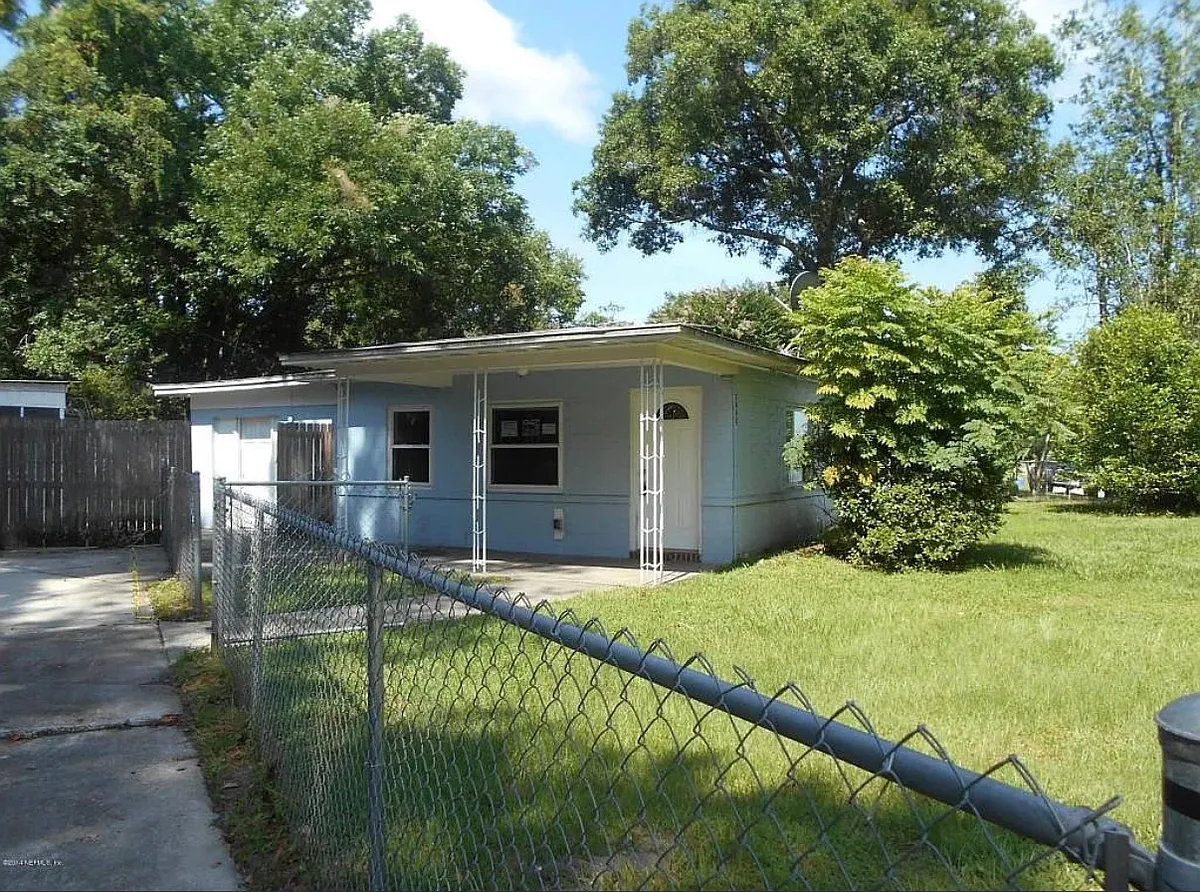 Building Photo - 3840 Abby Ln