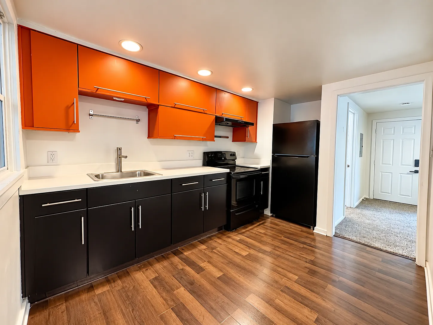 1 bed, 700 sqft, $1,500 — Photo 4