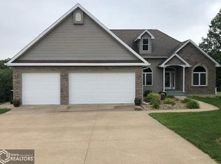 5 Bear Creek Estates Dr, Ottumwa, IA 52501
