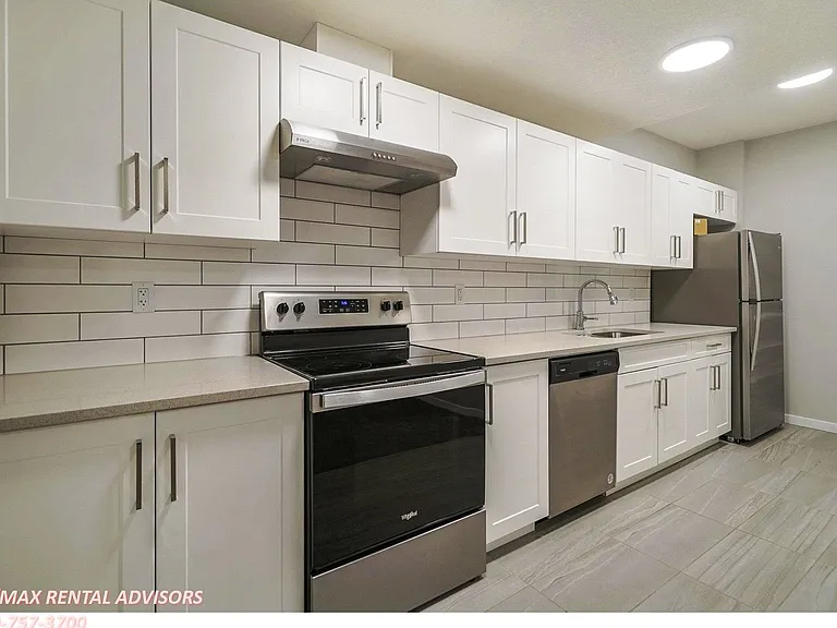 9495 229th St NW #BASEMENT — Photo 3