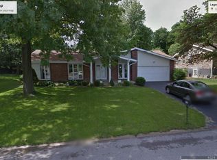 578 Spragues Mill Ct, Ballwin, MO