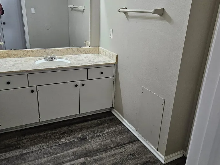 211 W Muskogee St #106 — Photo 5