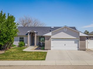 2710 Smart St, Nampa, ID 83686