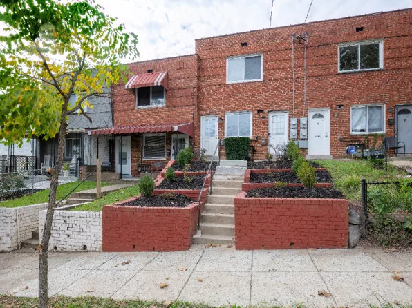 2218 15th St NE #A, Washington, DC 20018