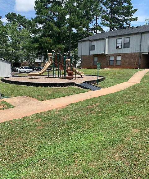 Meadow Run (Affordable Housing; Income Limit Restrictions Apply) — Photo 14