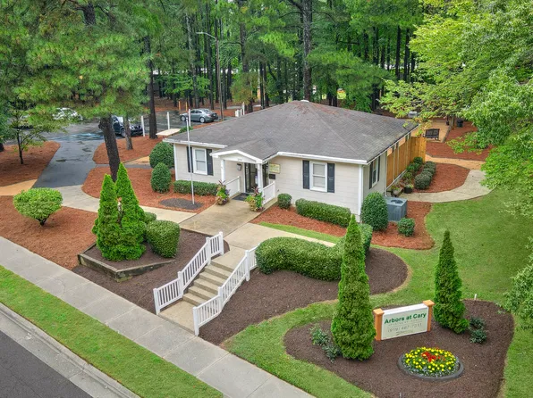 Arbors at Cary, 200 Wrenn Dr, Cary, NC 27511