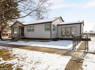 715 E 149th St, Dolton, IL 60419