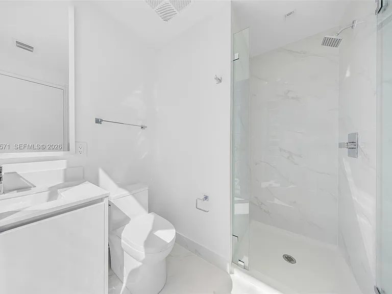 700 NE 24th St #4007 — Photo 51