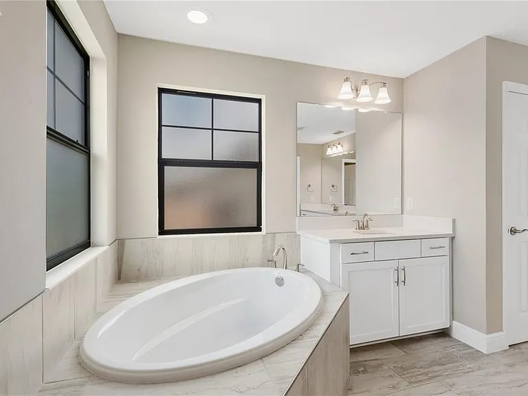 3934 Maurice Ave — Photo 17