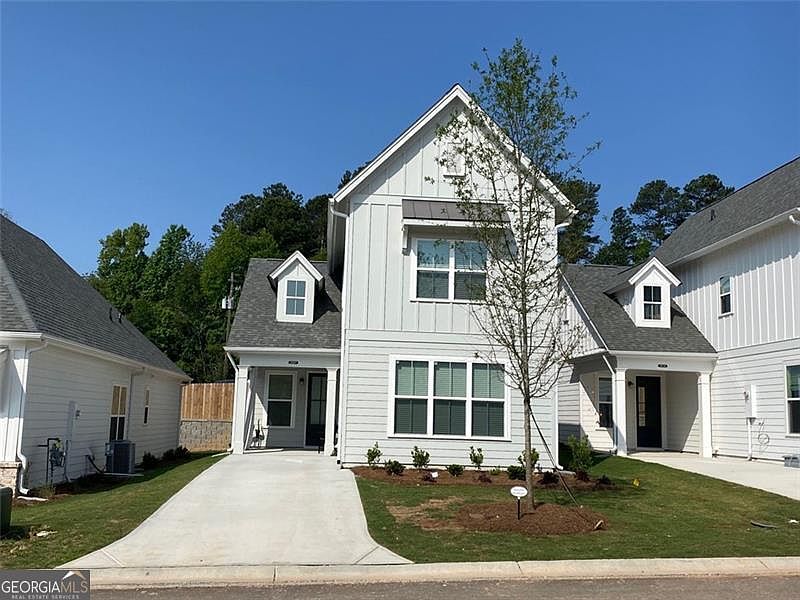 1st image of 2028 Harvest Pond Cir