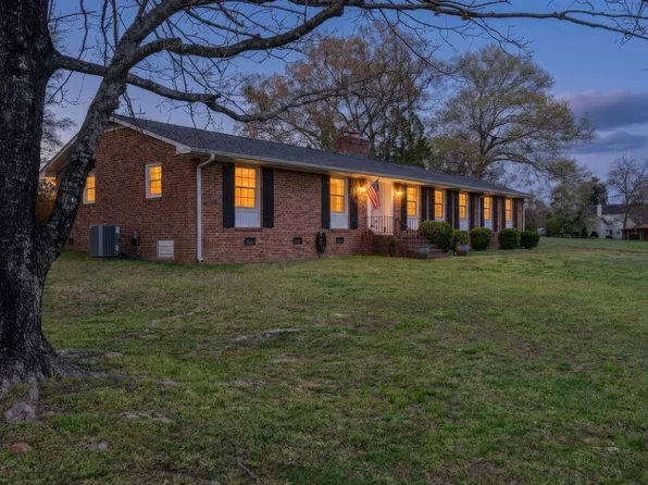 300 N Green St, Williamston, SC 29697