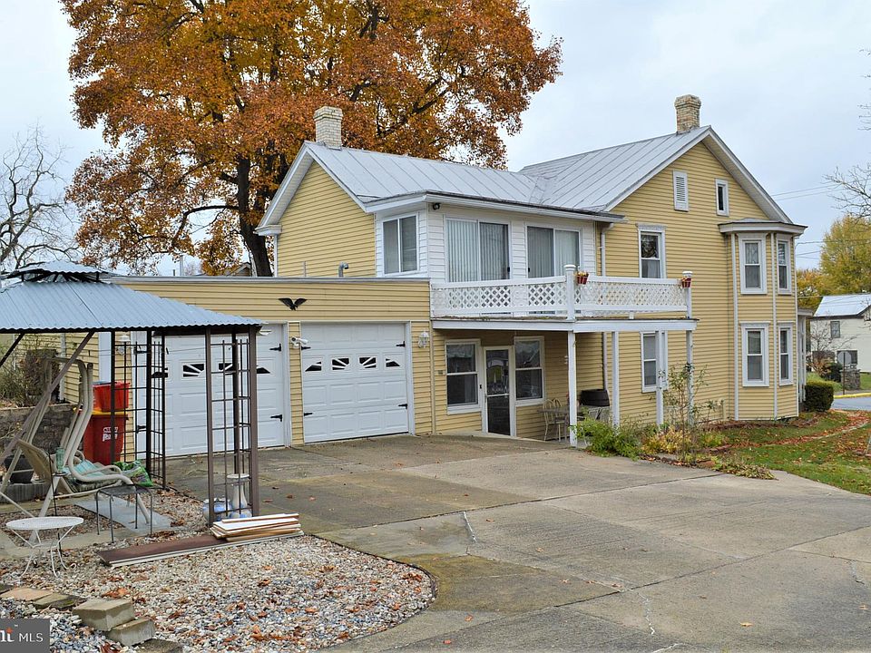 19 W Pine St, Mount Holly Springs, PA 17065 Zillow