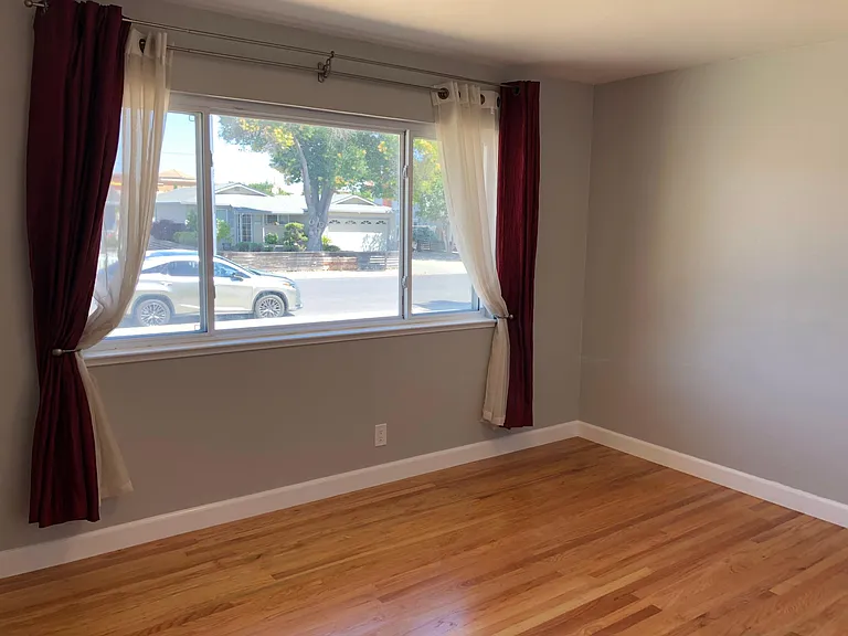 580 Bellwood Dr — Photo 16