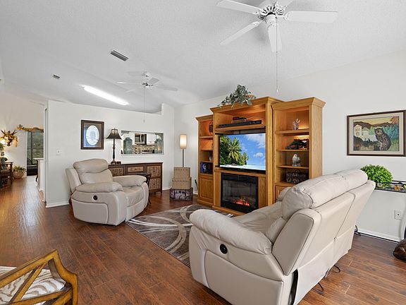 5th image of 599 NW San Remo Circle