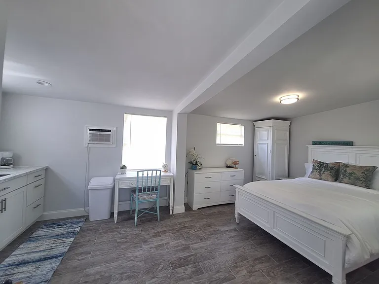 117 Wallace Rd #4 — Photo 4