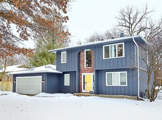 1508 Rio Valley Dr, Clive, IA 50325