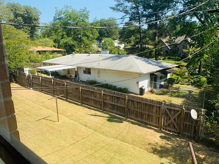 3339 Old Montgomery Hwy #C — Photo 43