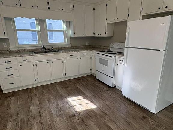 2nd image of 1270 People St NE