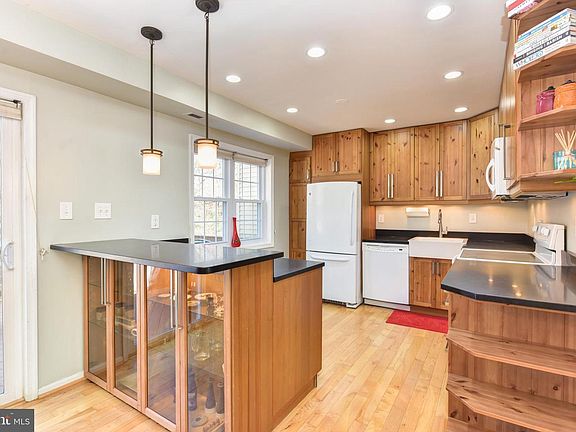 5th image of 5340 Anchor Ct