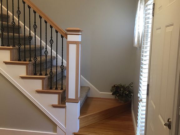 Front hall mainfloor