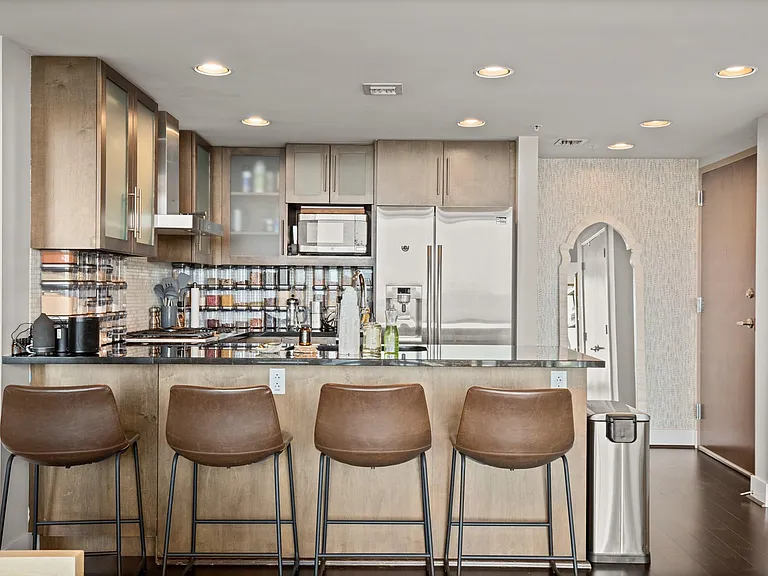 300 Bowie St #3806 — Photo 8