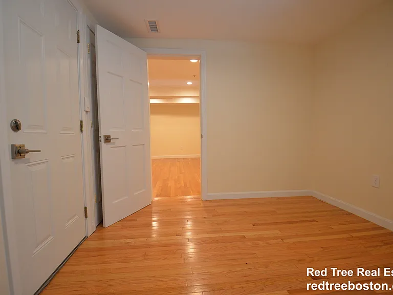 1801 Beacon St #2 — Photo 3